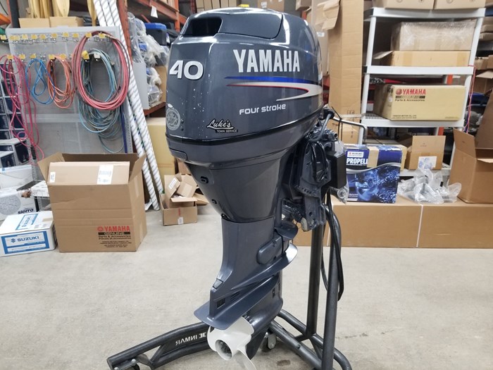 Yamaha F40HP Outboard Motor - Image 4