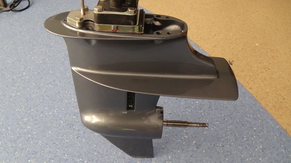 Yamaha 2T 9.9HP-15HP Lower Unit - Image 3