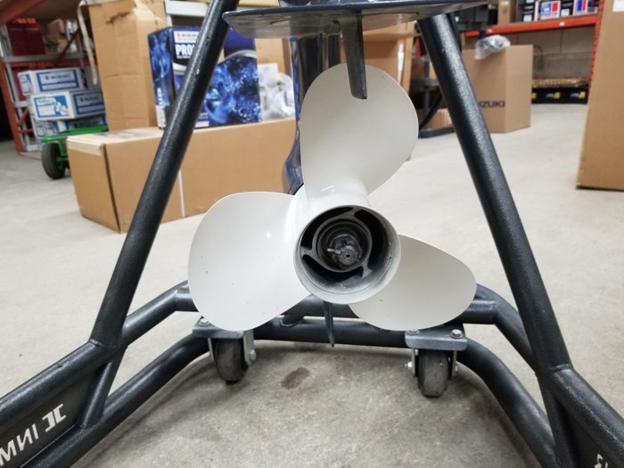 Yamaha F40HP Outboard Motor - Image 8