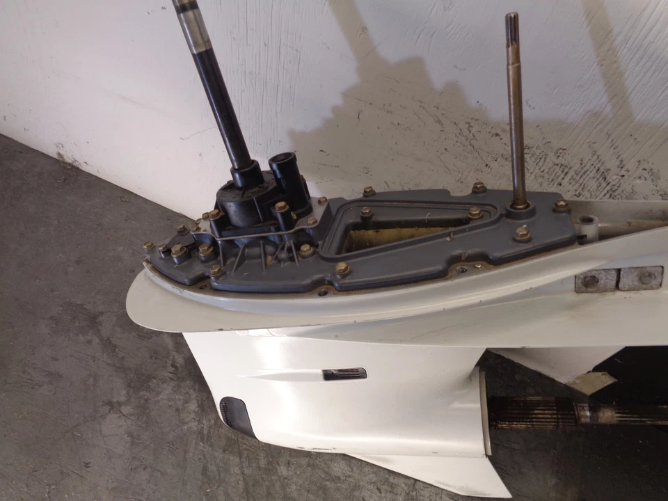 Used 2024 DF350 350hp Dual Prop Suzuki 4-Stroke 30" Outboard Lower Unit - Image 3