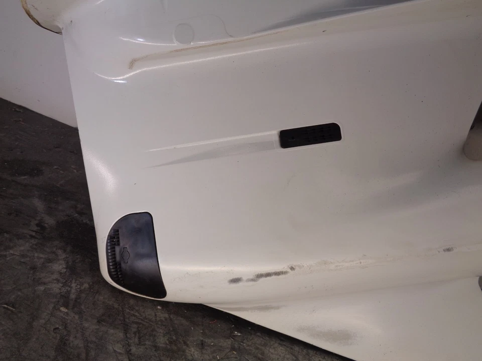 Used 2024 DF350 350hp Dual Prop Suzuki 4-Stroke 30" Outboard Lower Unit - Image 4