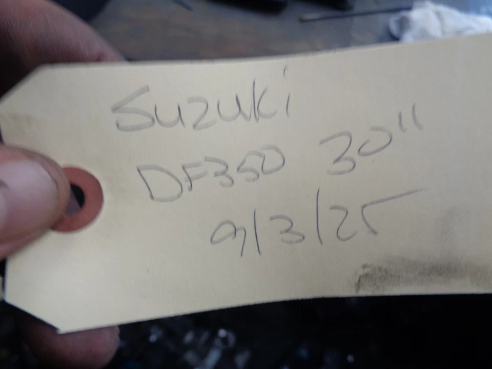 Used 2024 DF350 350hp Dual Prop Suzuki 4-Stroke 30" Outboard Lower Unit - Image 5